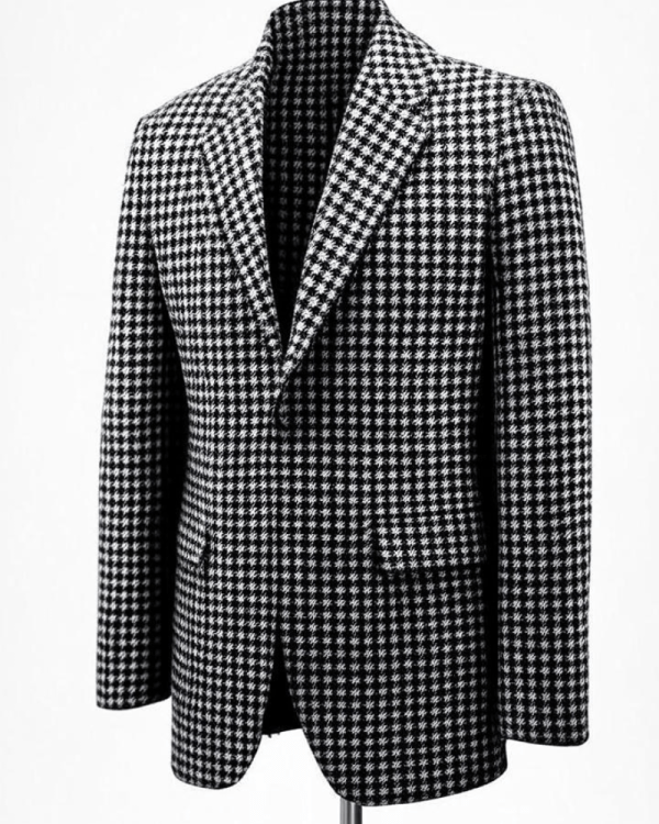 Classic black & white houndstooth blazer